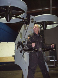 solo2.jpg (21051 byte)