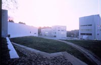 sisa2_p.jpg (8867 byte)