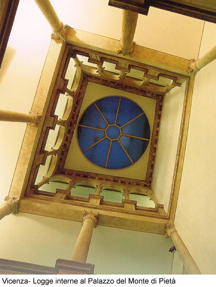 pieta2.jpg (63417 byte)